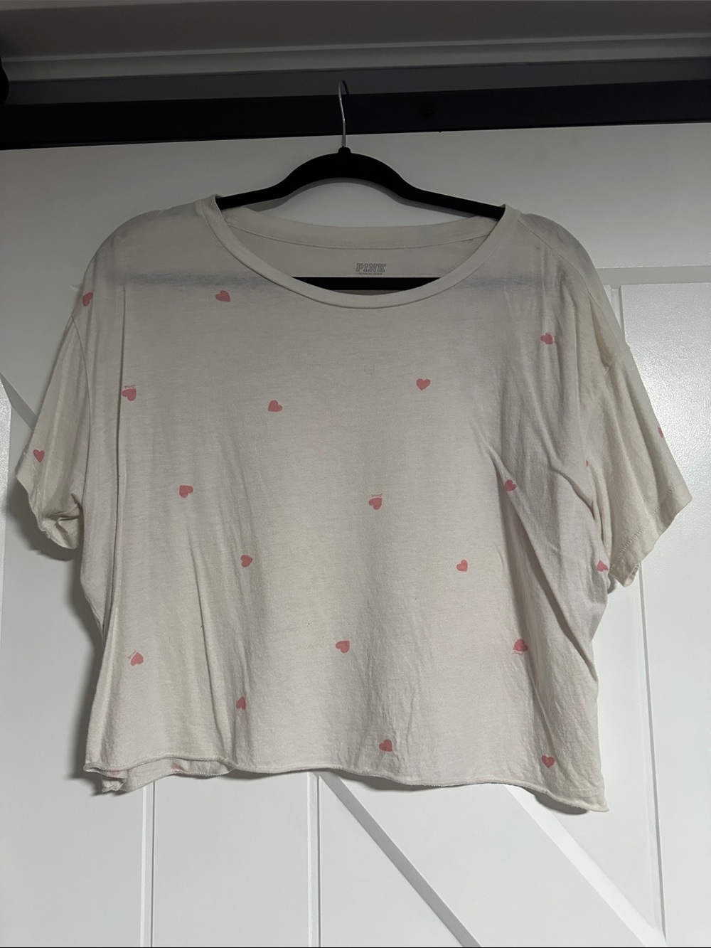 PINK Victoria's Secret Cream Cropped Tee with Pink Heart Print